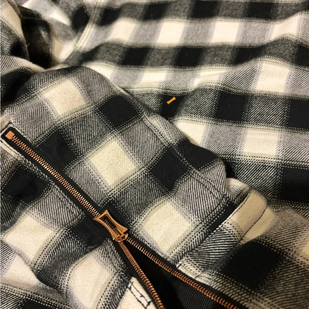 Kit and Ace Black and White Plaid Jacket with PREMIUM Rose Gold hardware - Picture 11 of 11